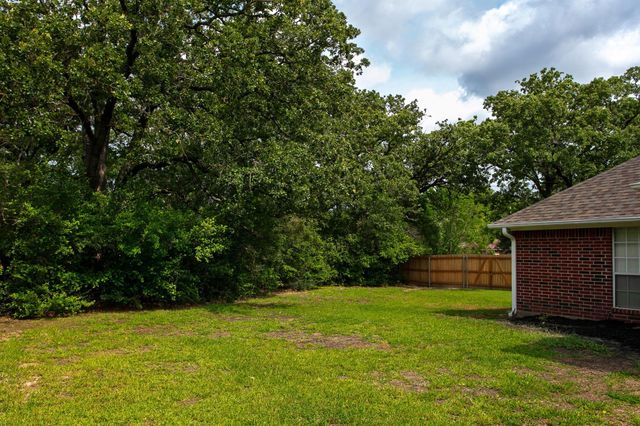 4107 Settlers Way, Bryan, TX 77808