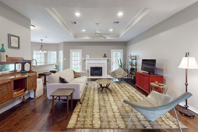 4107 Settlers Way, Bryan, TX 77808