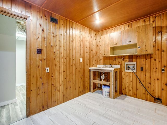 1800 Oak Country, Weatherford, TX 76085