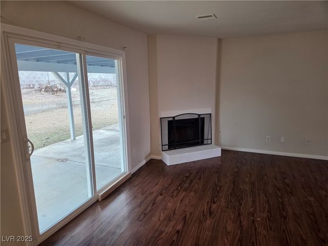 536 Close Avenue, Henderson, NV 89011