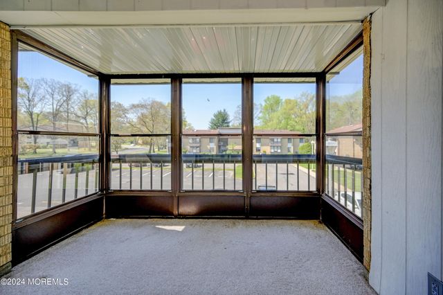 59 Amberly Drive F, Manalapan, NJ 07726