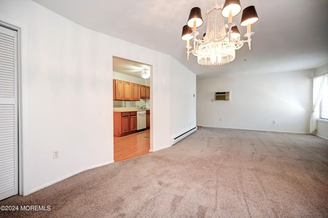 59 Amberly Drive F, Manalapan, NJ 07726