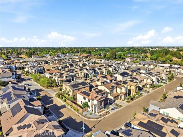 3432 W Good, Visalia, CA 93277