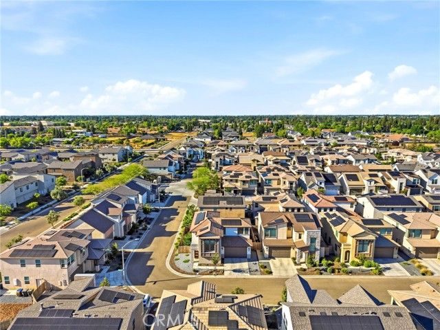 3432 W Good, Visalia, CA 93277