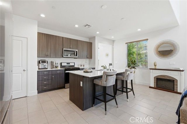 3432 W Good, Visalia, CA 93277