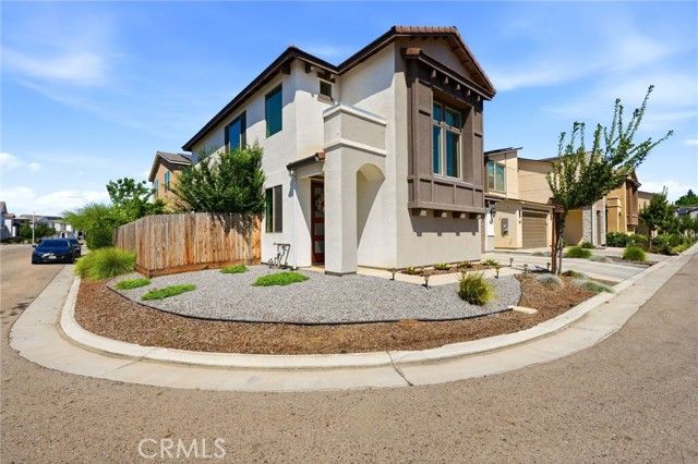 3432 W Good, Visalia, CA 93277