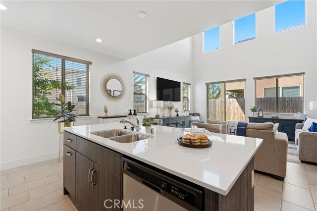 3432 W Good, Visalia, CA 93277