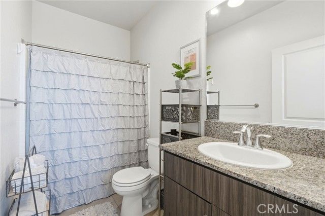 3432 W Good, Visalia, CA 93277