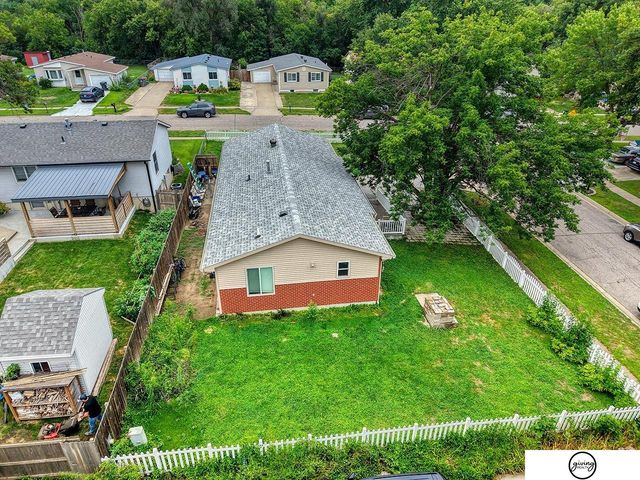 5140 Grassridge Road, Lincoln, NE 68512