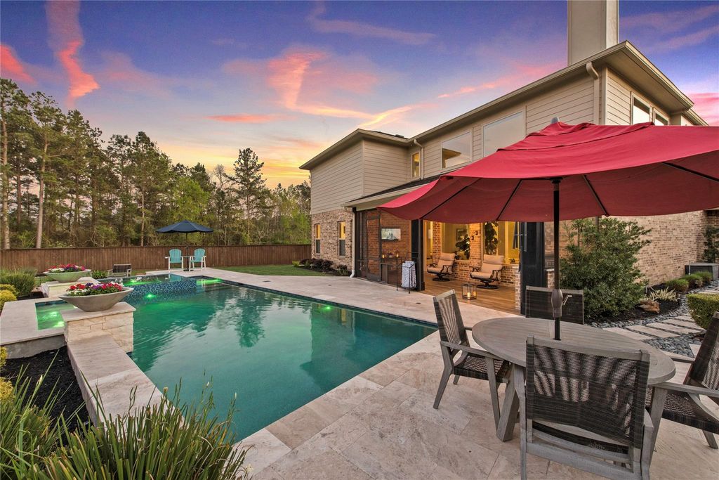 183 Wade Pointe Drive, Montgomery, TX 77316