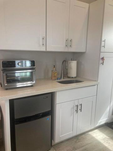 2812 Sombrosa Street, Carlsbad, CA 92009