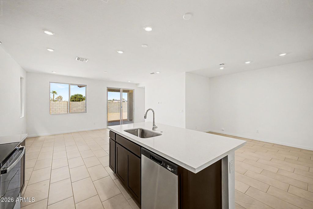 5274 E CASSIDY Lane, San Tan Valley, AZ 85144 — photo 3