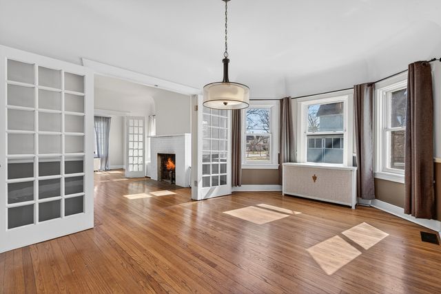 102 Keystone Avenue, River Forest, IL 60305