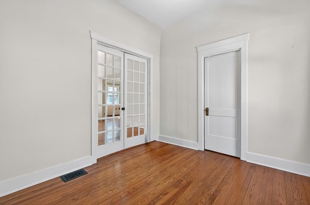 102 Keystone Avenue, River Forest, IL 60305