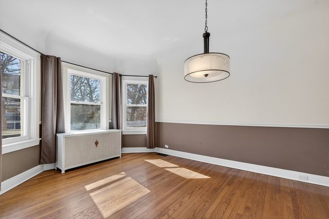 102 Keystone Avenue, River Forest, IL 60305