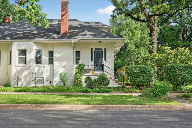 102 Keystone Avenue, River Forest, IL 60305