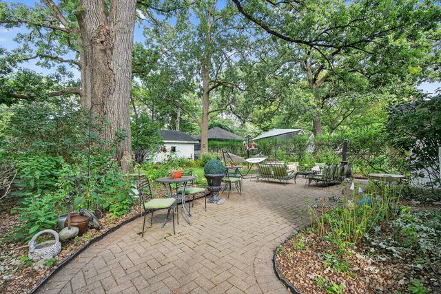 102 Keystone Avenue, River Forest, IL 60305