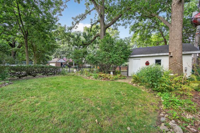 102 Keystone Avenue, River Forest, IL 60305