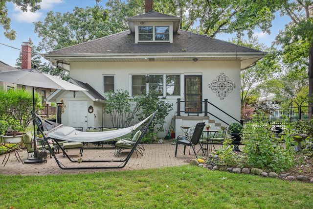 102 Keystone Avenue, River Forest, IL 60305