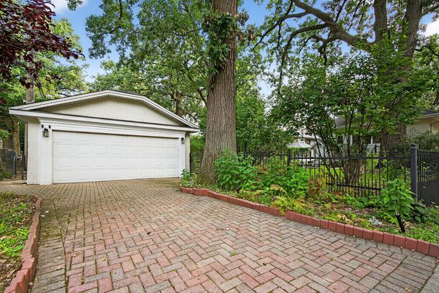 102 Keystone Avenue, River Forest, IL 60305