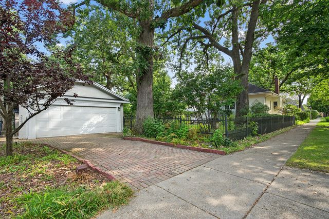 102 Keystone Avenue, River Forest, IL 60305