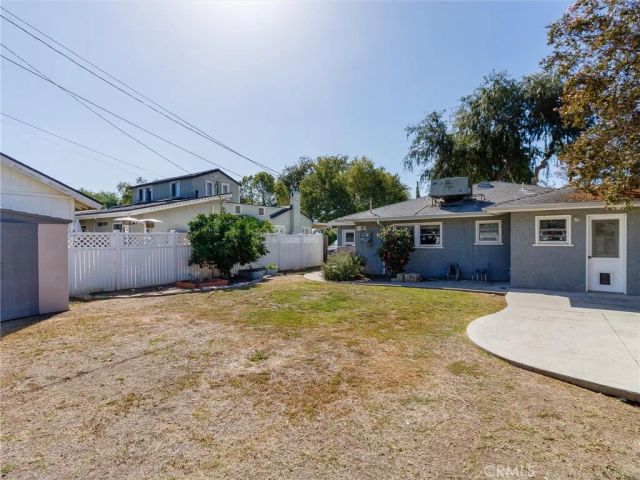 1227 Grove, Fullerton, CA 92831