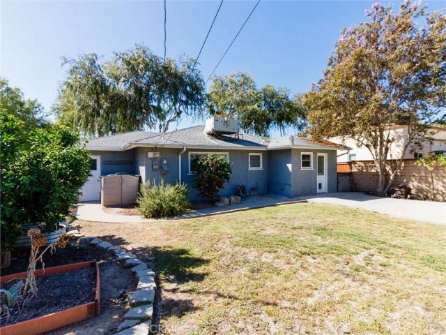 1227 Grove, Fullerton, CA 92831