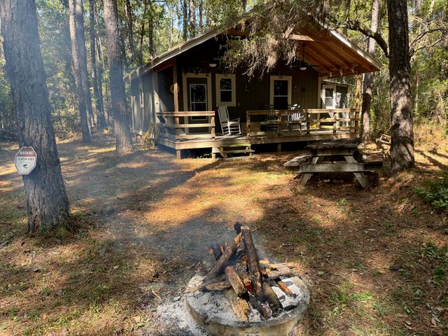 9168 Old Georgetown Road, Mcclellanville, SC 29458
