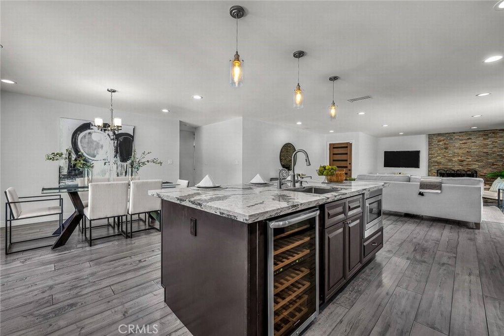 Image 14 of property listing at 36 Encanto Drive, Rolling Hills Estates, CA 90274