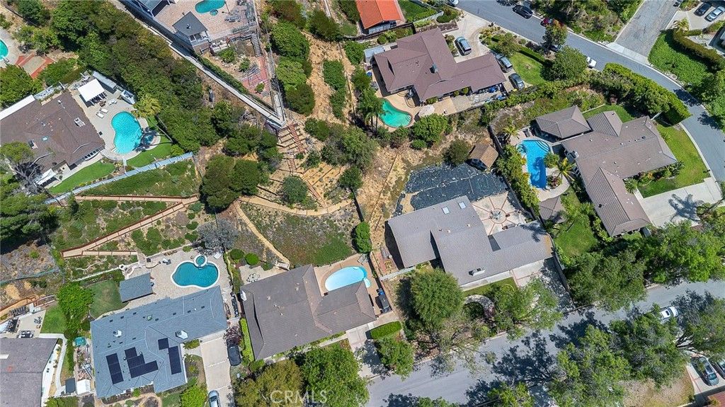 Image 43 of property listing at 36 Encanto Drive, Rolling Hills Estates, CA 90274