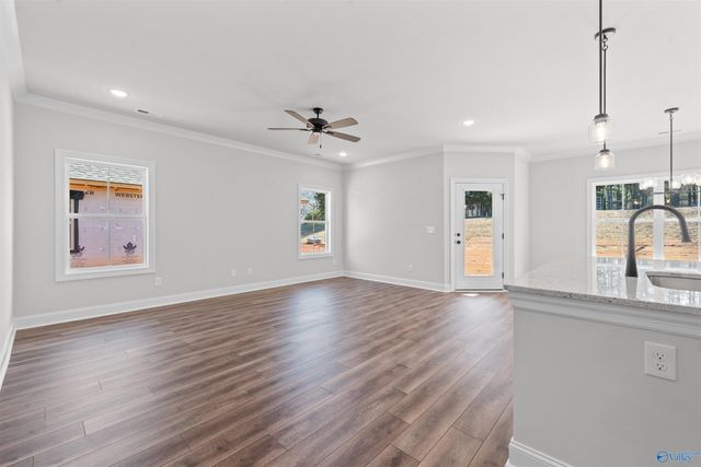 120 Alton Dale Drive, Toney, AL 35773