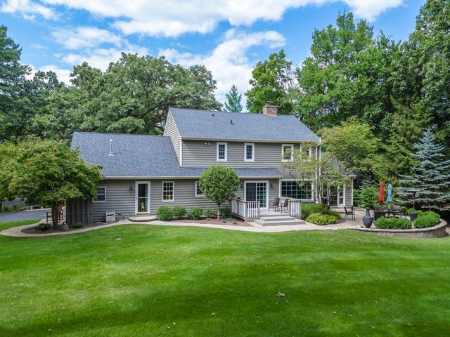 9217 Shadow Lane, Bull Valley, IL 60097