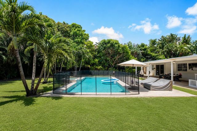 232 Essex Lane, West Palm Beach, FL 33405