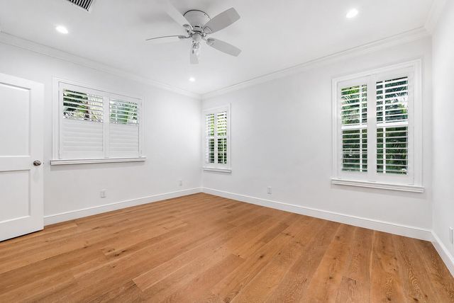 232 Essex Lane, West Palm Beach, FL 33405