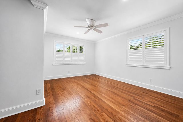 232 Essex Lane, West Palm Beach, FL 33405