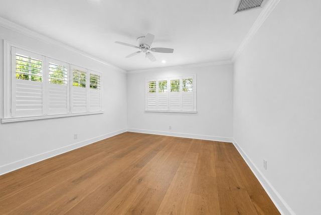 232 Essex Lane, West Palm Beach, FL 33405