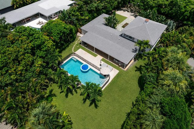 232 Essex Lane, West Palm Beach, FL 33405