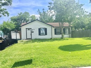 1315 Bernard Street, Pasadena, TX 77506