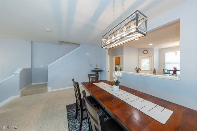 386 Caleb Drive, Copley, OH 44321