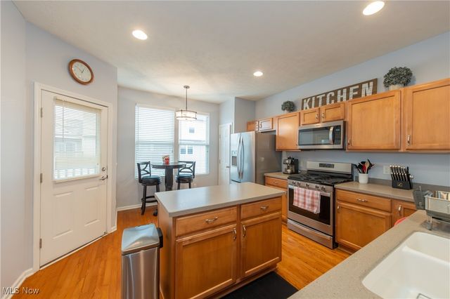 386 Caleb Drive, Copley, OH 44321