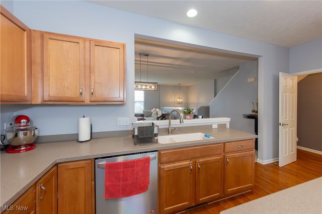 386 Caleb Drive, Copley, OH 44321