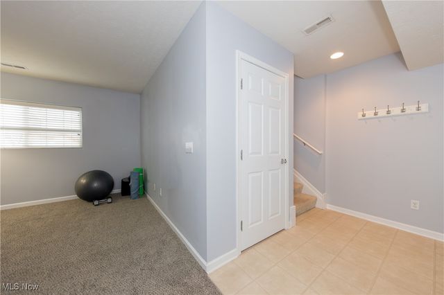 386 Caleb Drive, Copley, OH 44321