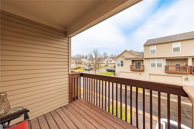 386 Caleb Drive, Copley, OH 44321