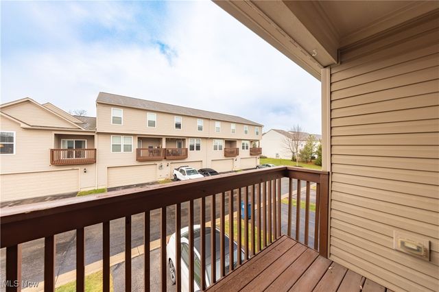 386 Caleb Drive, Copley, OH 44321