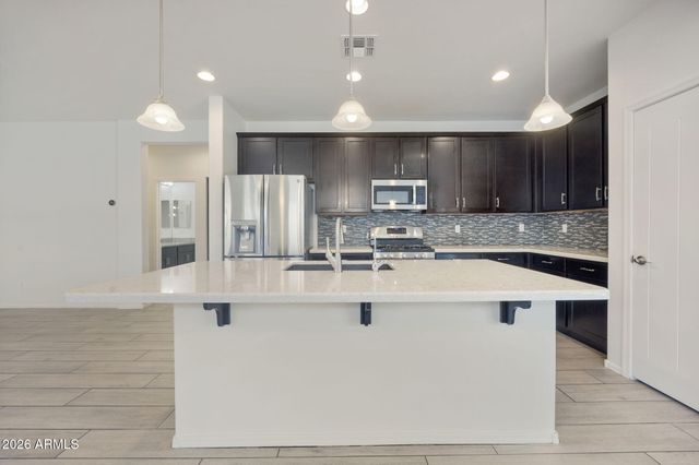 11766 W CHASE Lane, Avondale, AZ 85323