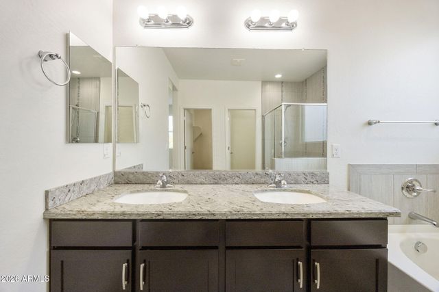 11766 W CHASE Lane, Avondale, AZ 85323