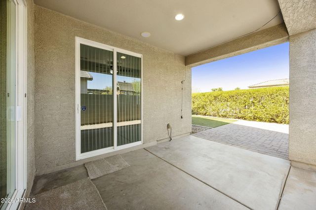 11766 W CHASE Lane, Avondale, AZ 85323