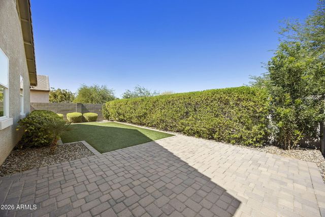 11766 W CHASE Lane, Avondale, AZ 85323