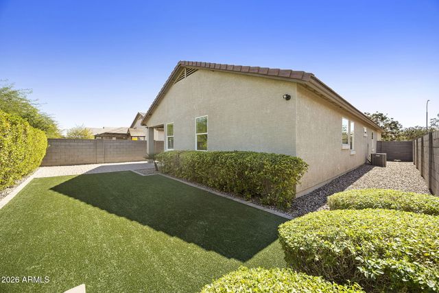 11766 W CHASE Lane, Avondale, AZ 85323
