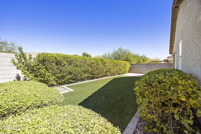 11766 W CHASE Lane, Avondale, AZ 85323